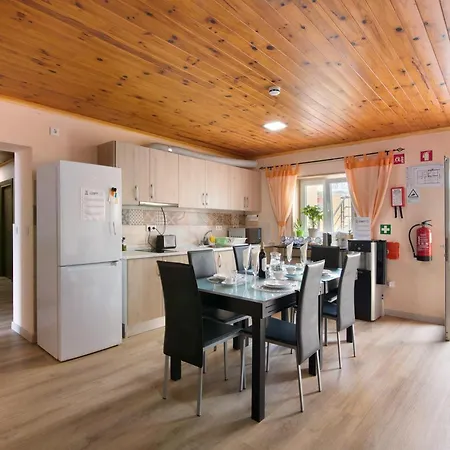 Happy House 3*