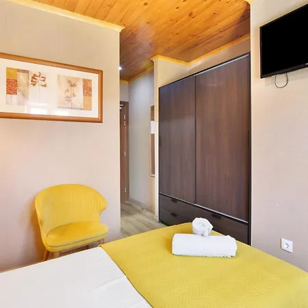 Konukevi Happy House 3*